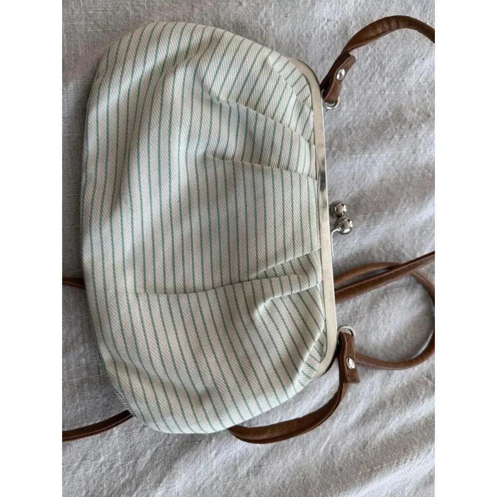 American Eagle Women’s Purse Small - Picture 3 of 4